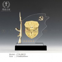红旗奖杯 八一杠战友聚会纪念品 退伍纪念品制作专家