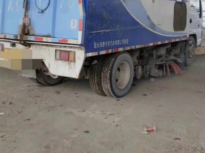 出售二手道路洗扫车 二手洗扫车图片 二手洗扫车价格图3