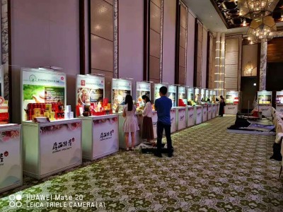 酒店玻璃柜出租珠宝展示柜黑色柜子厂家租赁图2