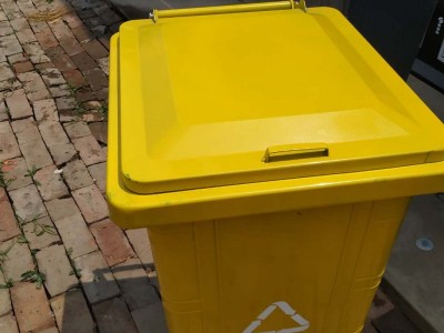 240升垃圾桶 铁质垃圾桶 环卫挂车垃圾桶 批发图3